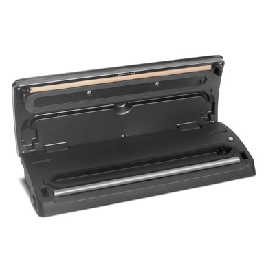 Schwarzes Vakuumiergerät mit geöffnetem Deckel, Detailaufnahme, isoliert